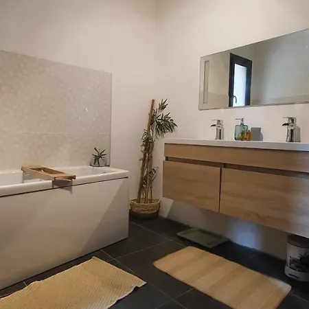 Superbe Avec Piscine Villa